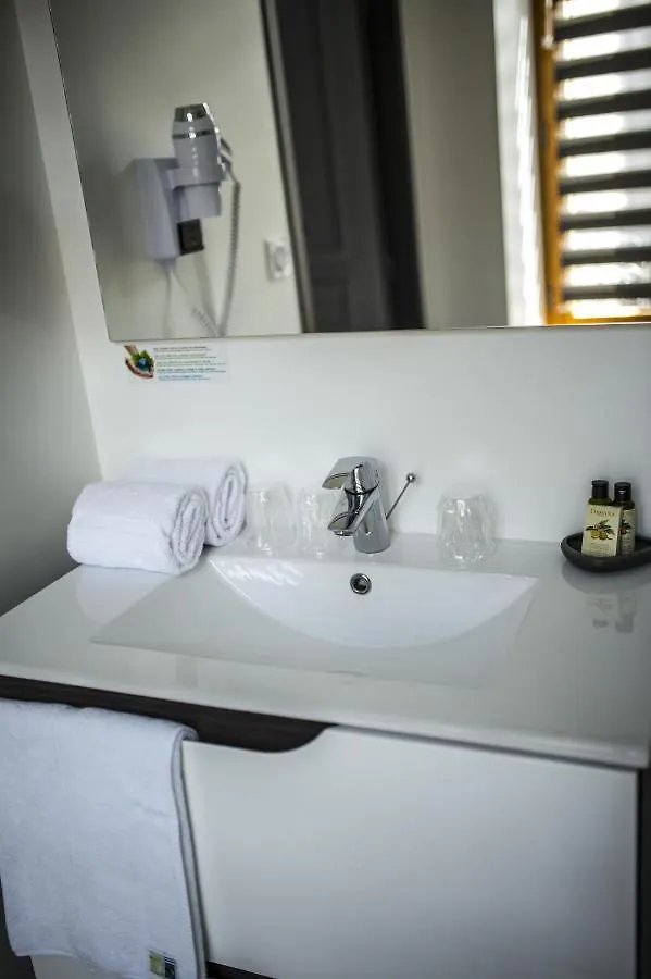 Hotel La Tissandiere Lalbenque